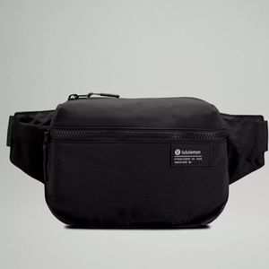 NWT Lululemon Beltbag